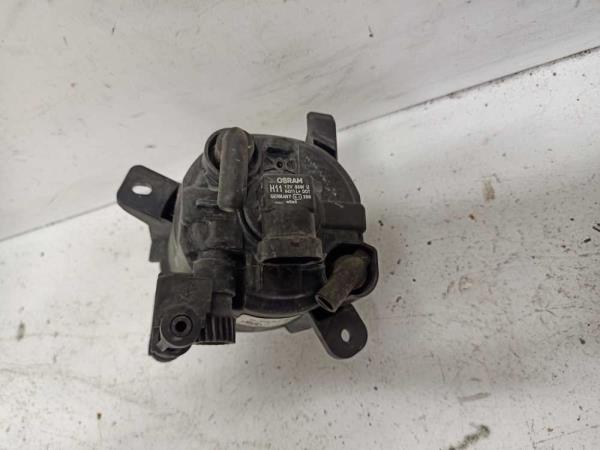 FEU ANTIBROUILLARD DROIT AUDI A1/ A4/ A5/ A6/ Q3/ Q5/ SEAT EXEO/ VW PASSAT CC - Vue 2